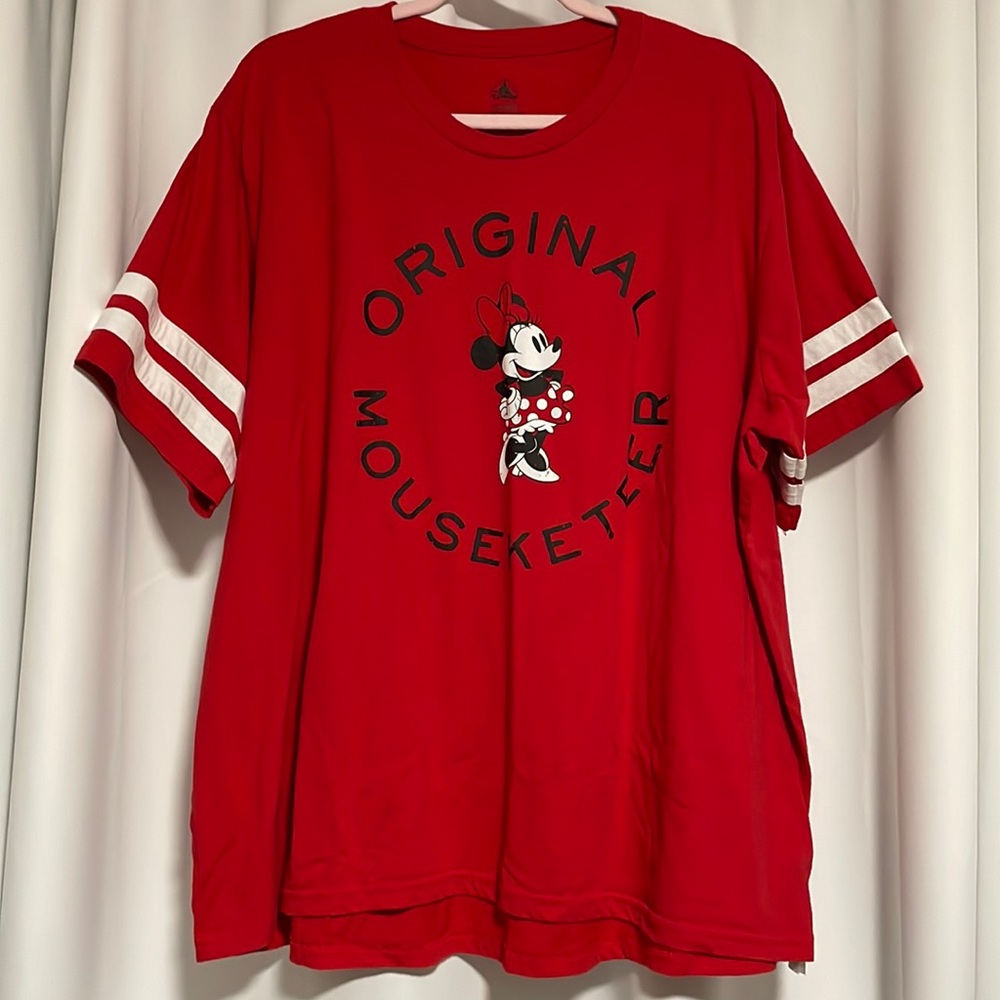 Minnie Mouse shirt